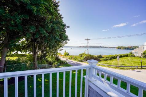 34 Andrews Avenue Falmouth ME 04105