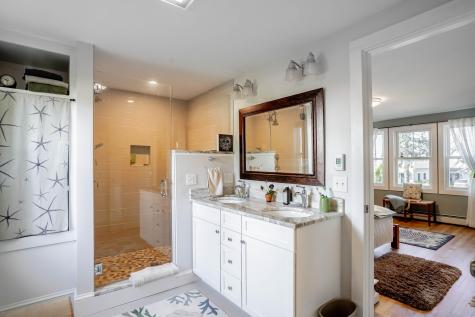 34 Andrews Avenue Falmouth ME 04105