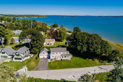 34 Andrews Avenue Falmouth ME 04105