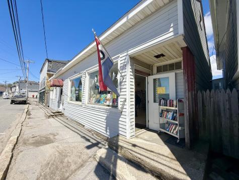 54 W Main Street Vinalhaven ME 04863