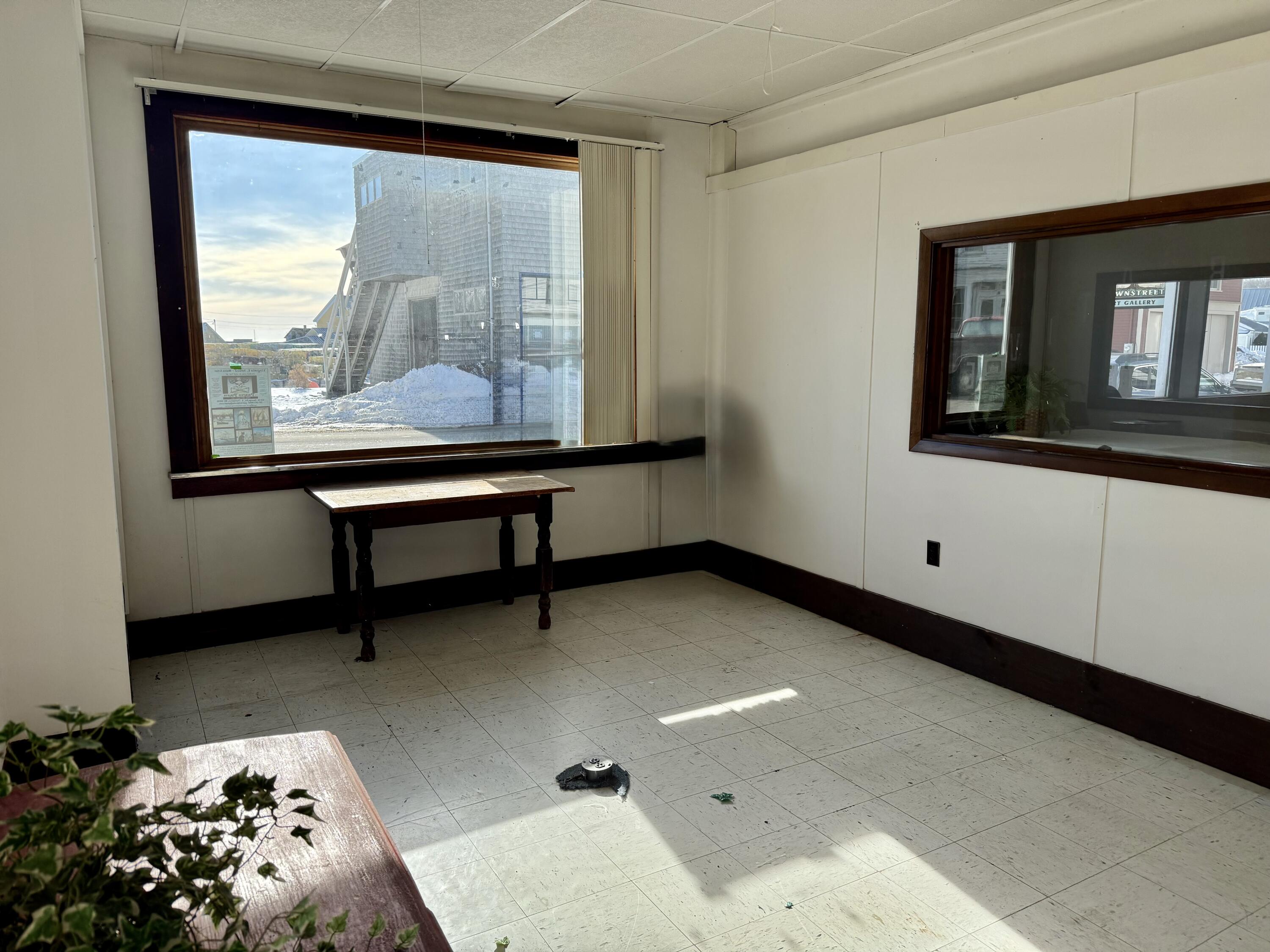 54 W Main Street Vinalhaven ME 04863