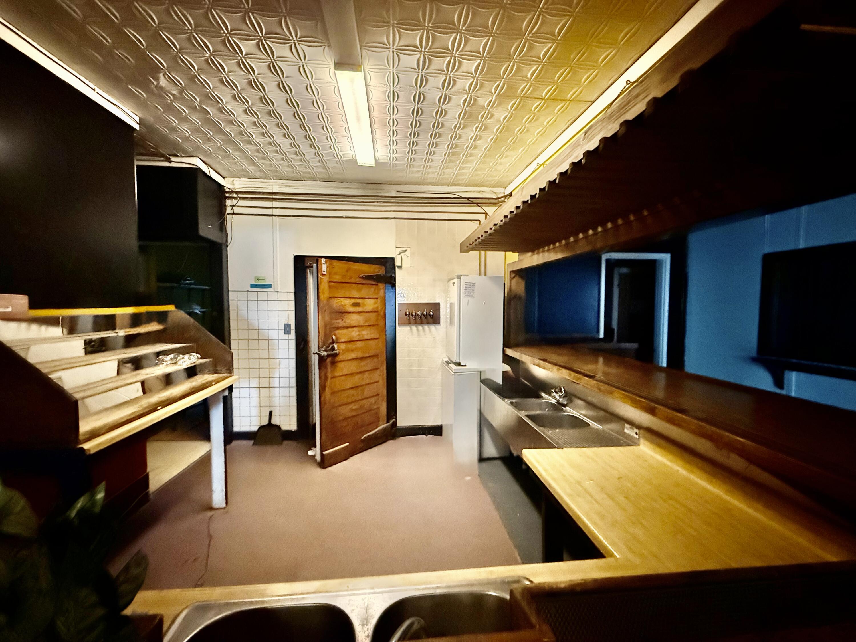 54 W Main Street Vinalhaven ME 04863