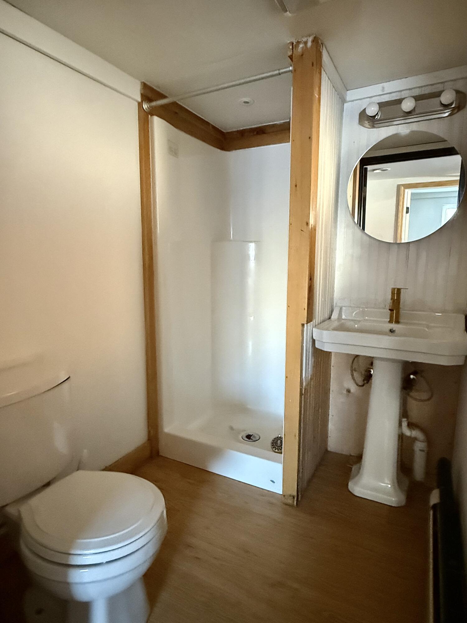 54 W Main Street Vinalhaven ME 04863