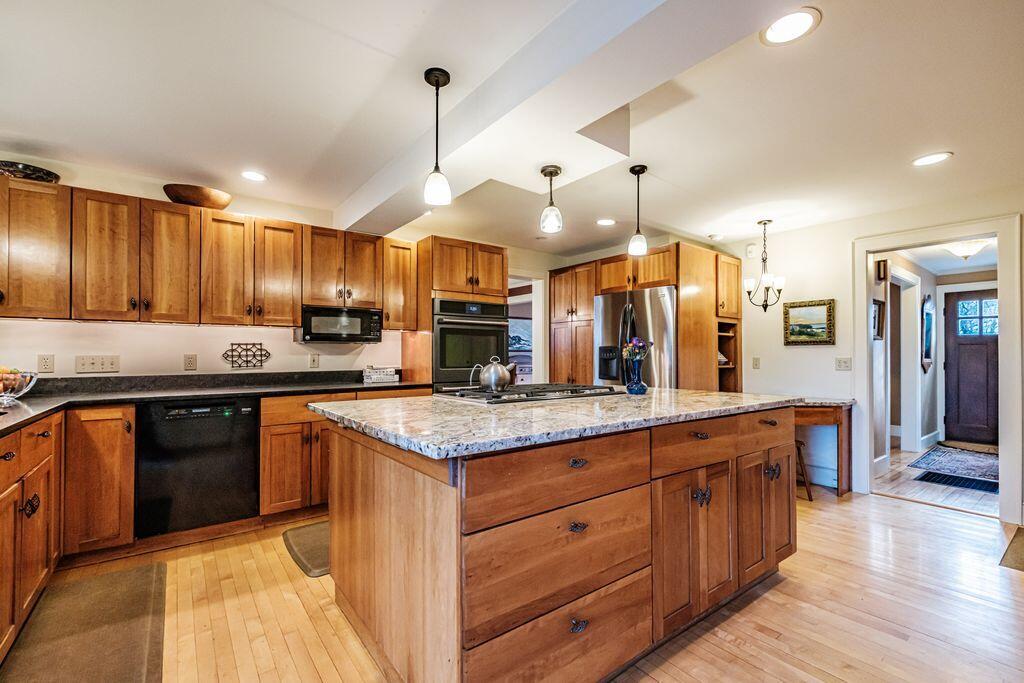 37 Wellington Road Portland ME 04103