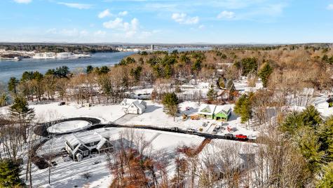 18 Shipping Lane Eliot ME 03903