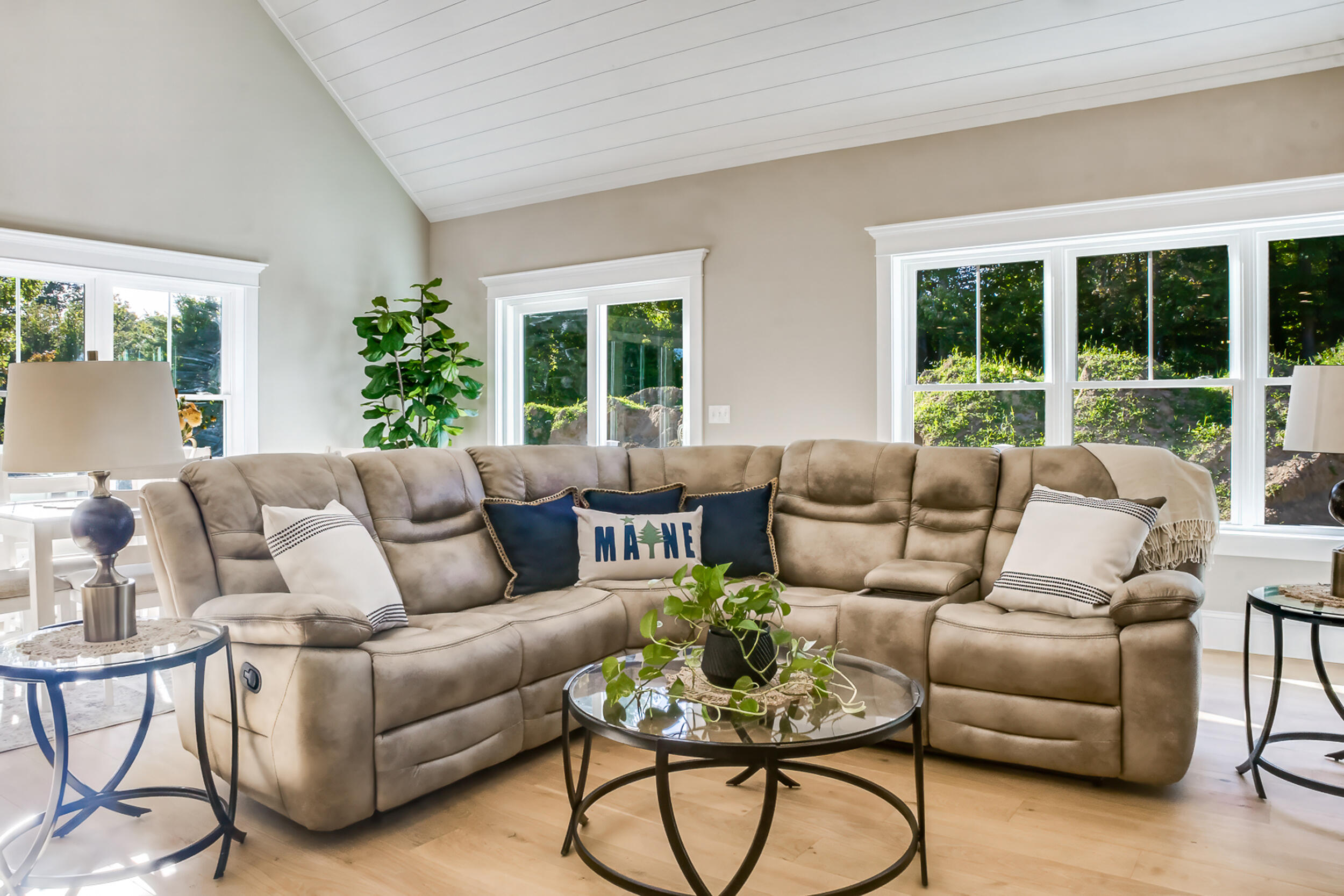 18 Shipping Lane Eliot ME 03903