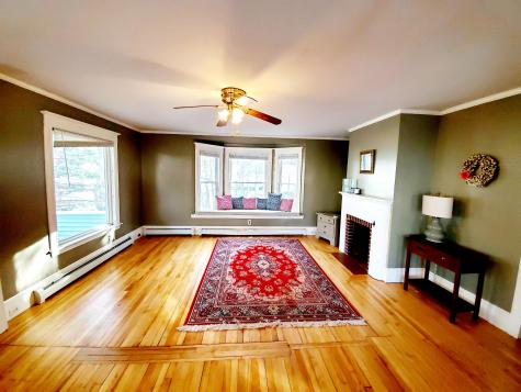 402 Court Street Auburn ME 04210