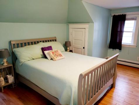 402 Court Street Auburn ME 04210