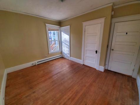 402 Court Street Auburn ME 04210
