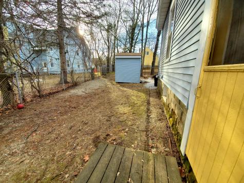 402 Court Street Auburn ME 04210