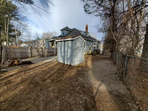 402 Court Street Auburn ME 04210