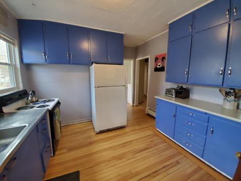 402 Court Street Auburn ME 04210