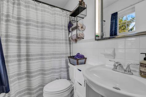 36 Pineland Street Lewiston ME 04240