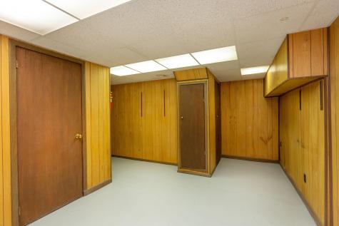 2814 Hotel Road Auburn ME 04210