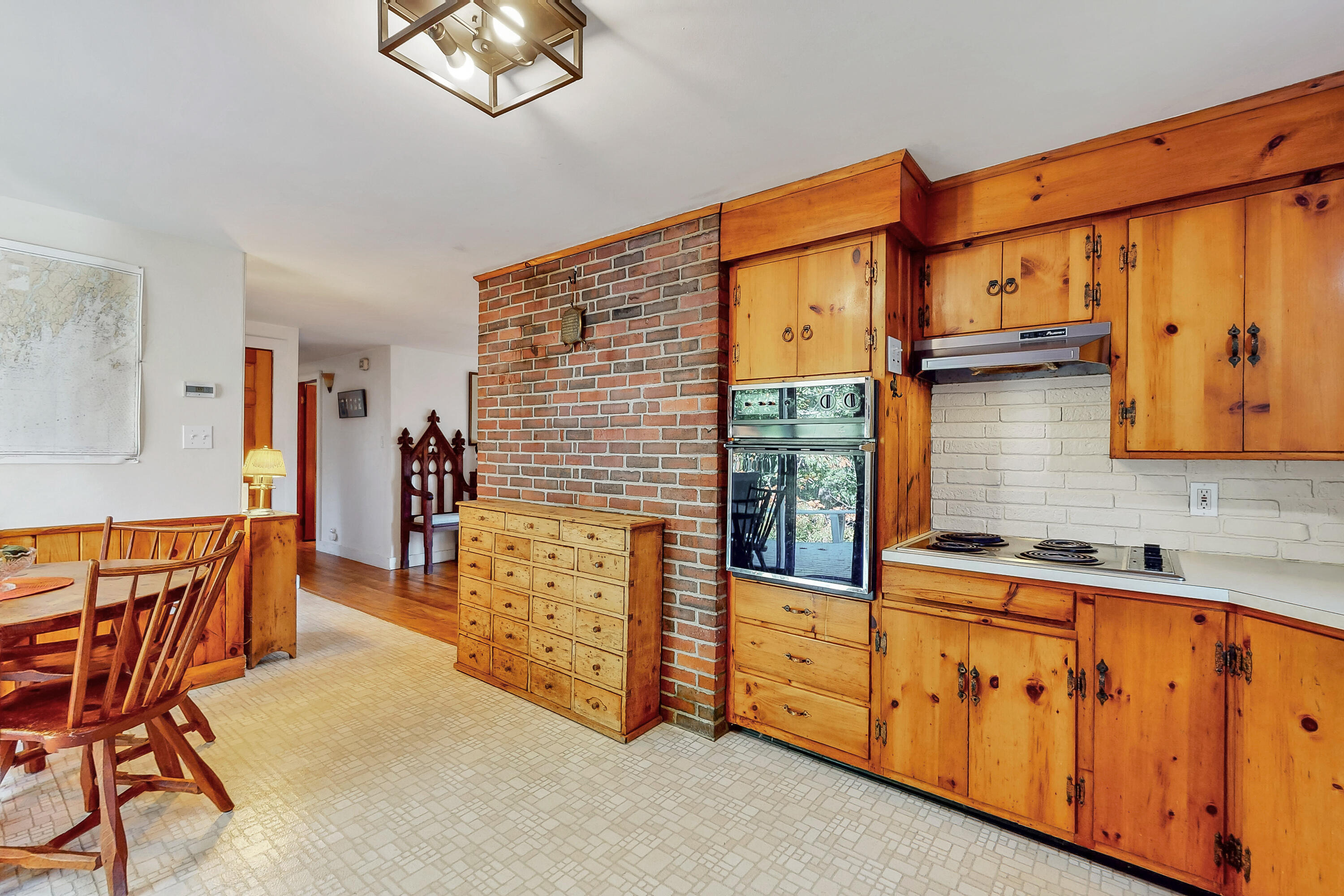137 Bow Street Freeport ME 04032