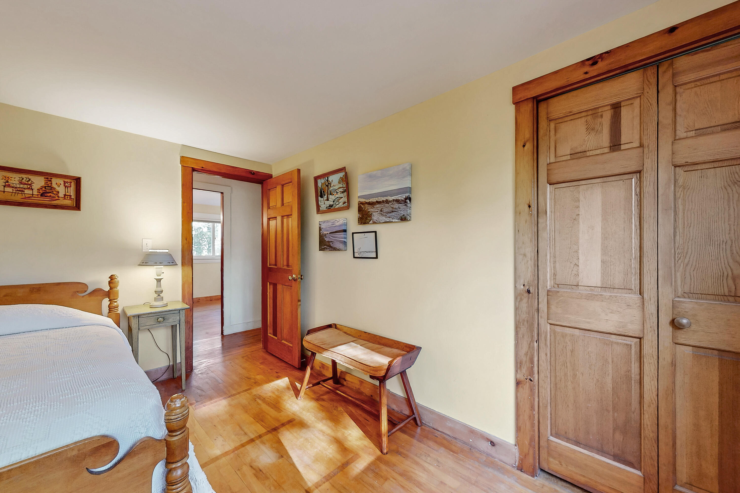 137 Bow Street Freeport ME 04032