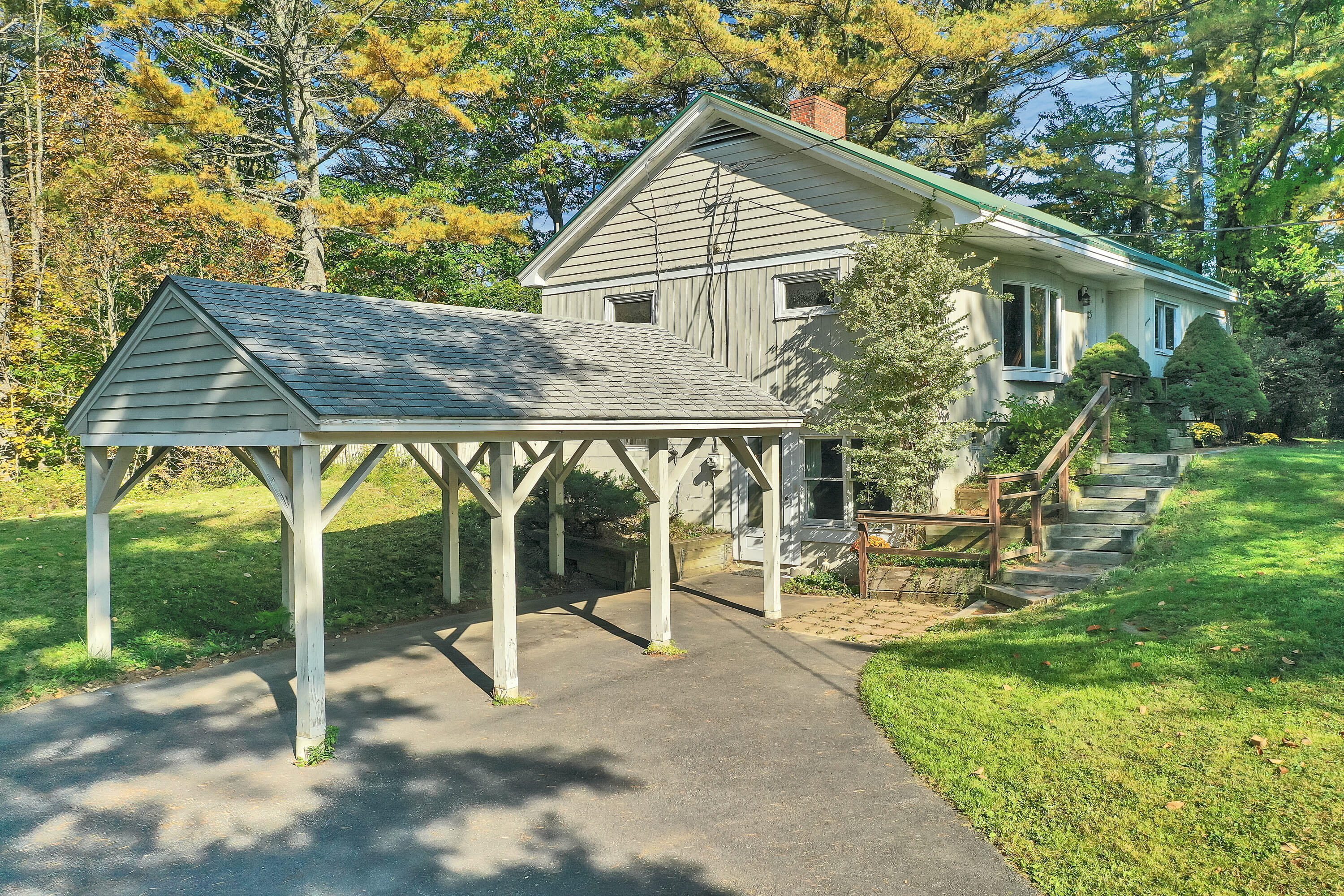137 Bow Street Freeport ME 04032
