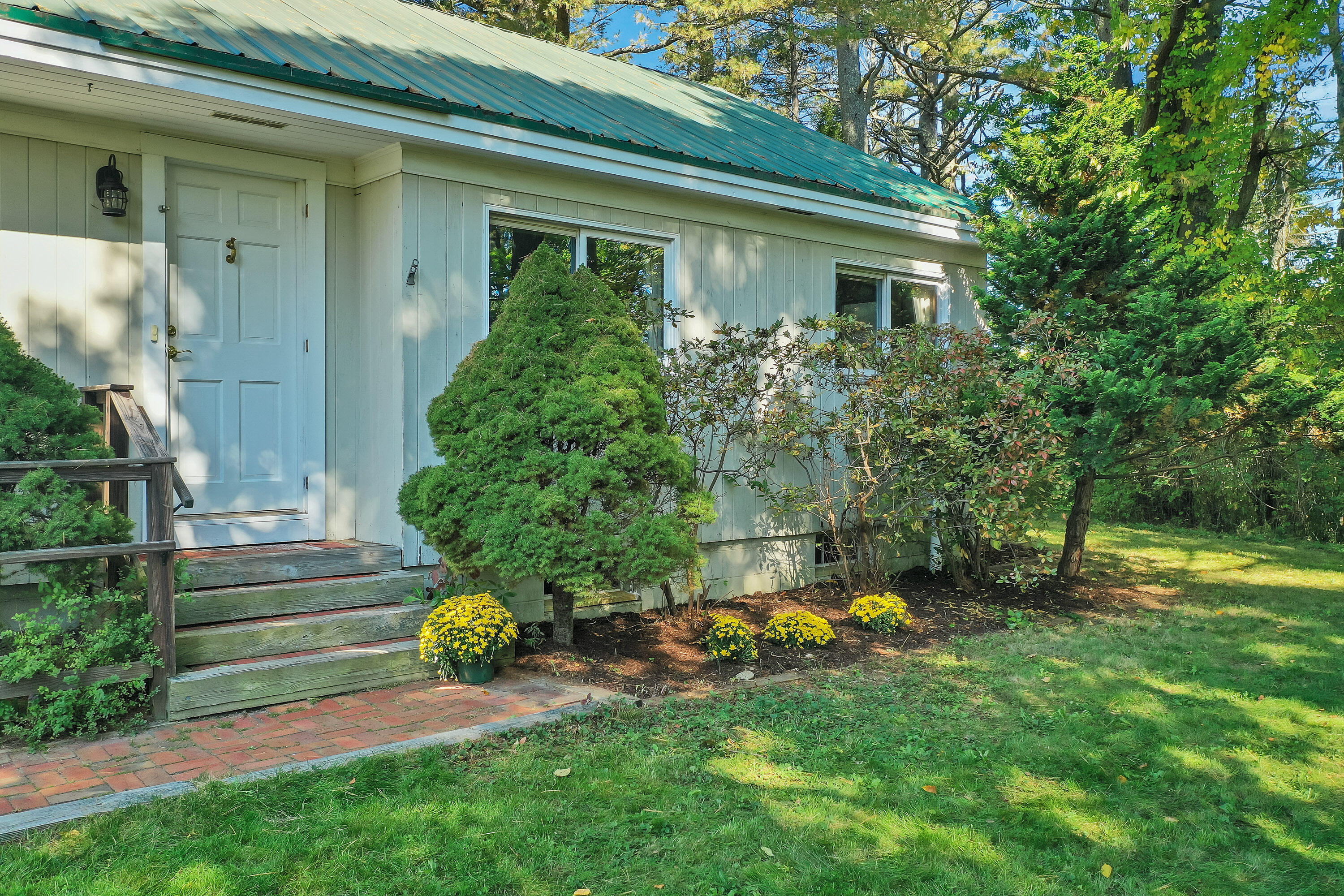 137 Bow Street Freeport ME 04032