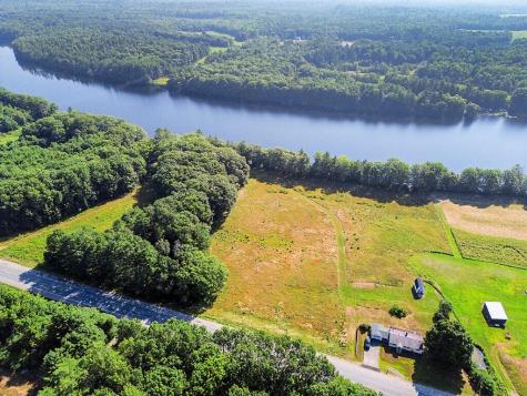 1072 Waterville Road Skowhegan ME 04976