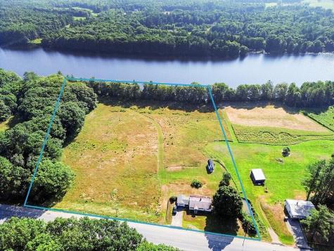 1072 Waterville Road Skowhegan ME 04976