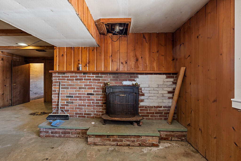 1072 Waterville Road Skowhegan ME 04976