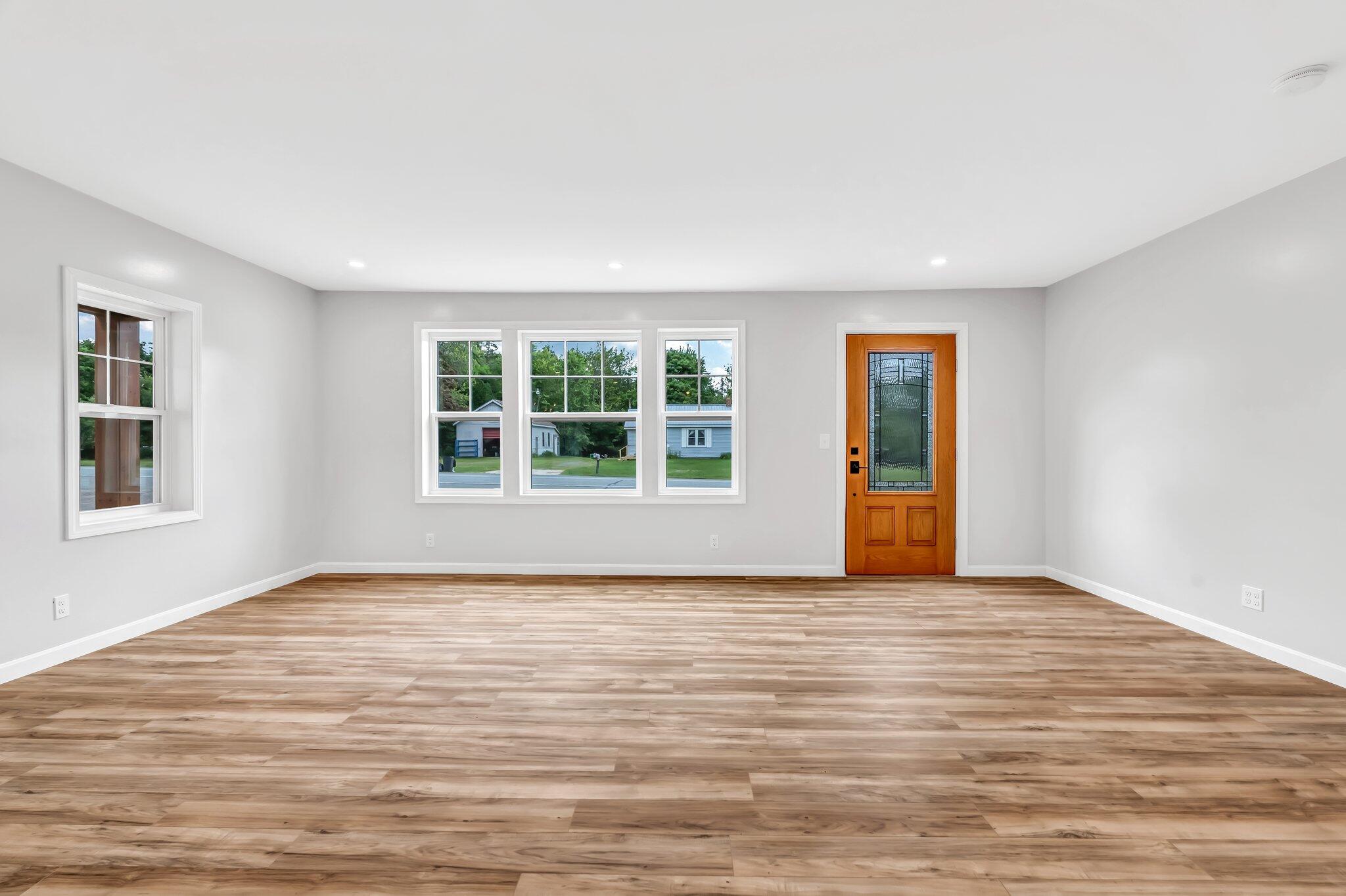 985 Main Road Eddington ME 04428