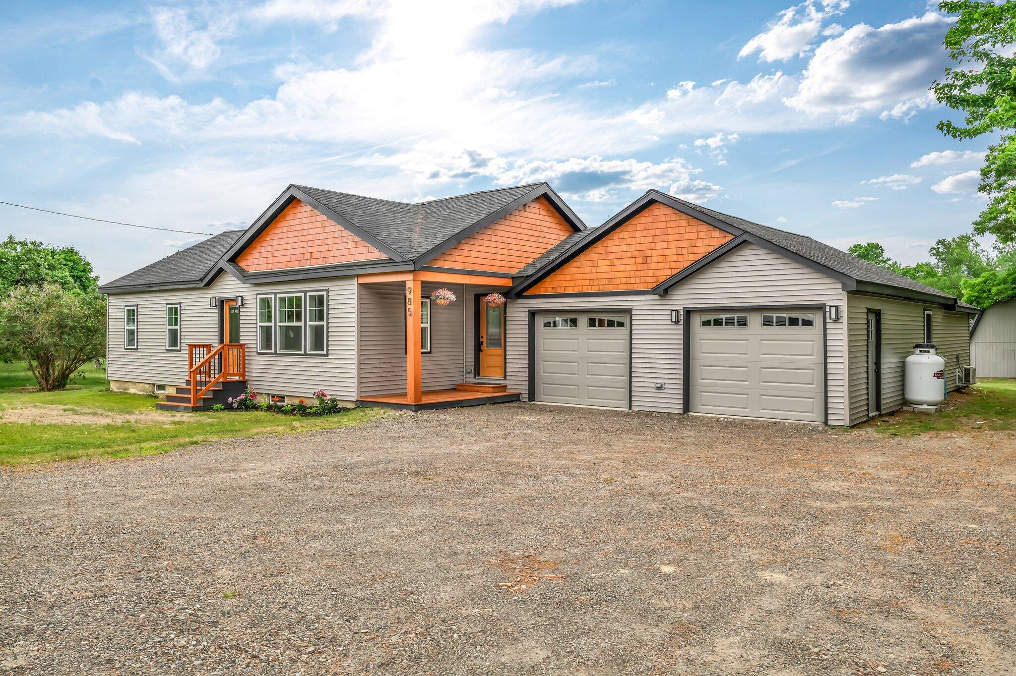 985 Main Road Eddington ME 04428