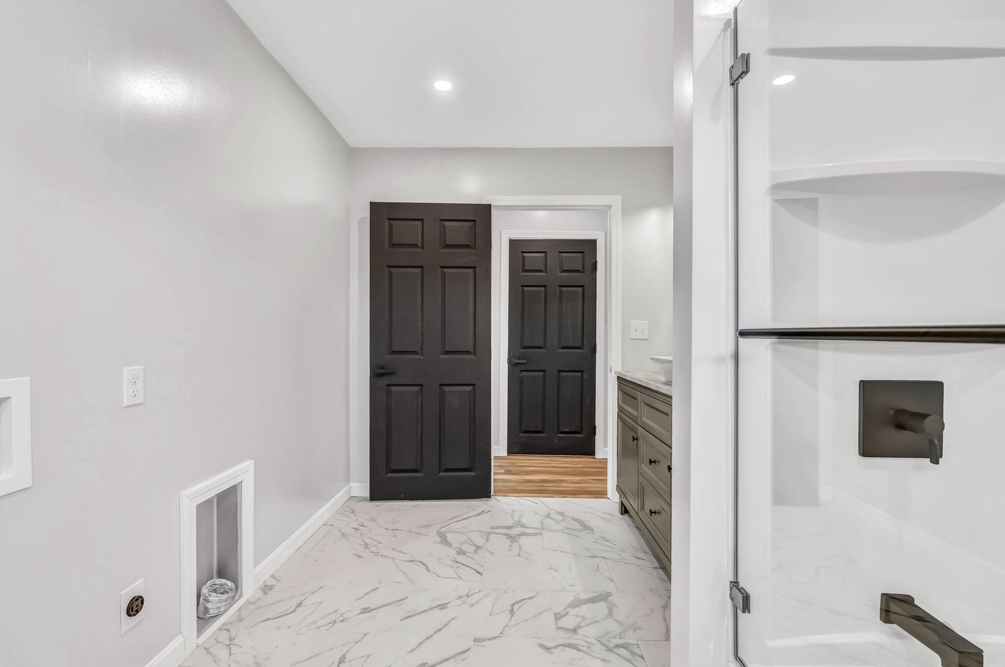 985 Main Road Eddington ME 04428