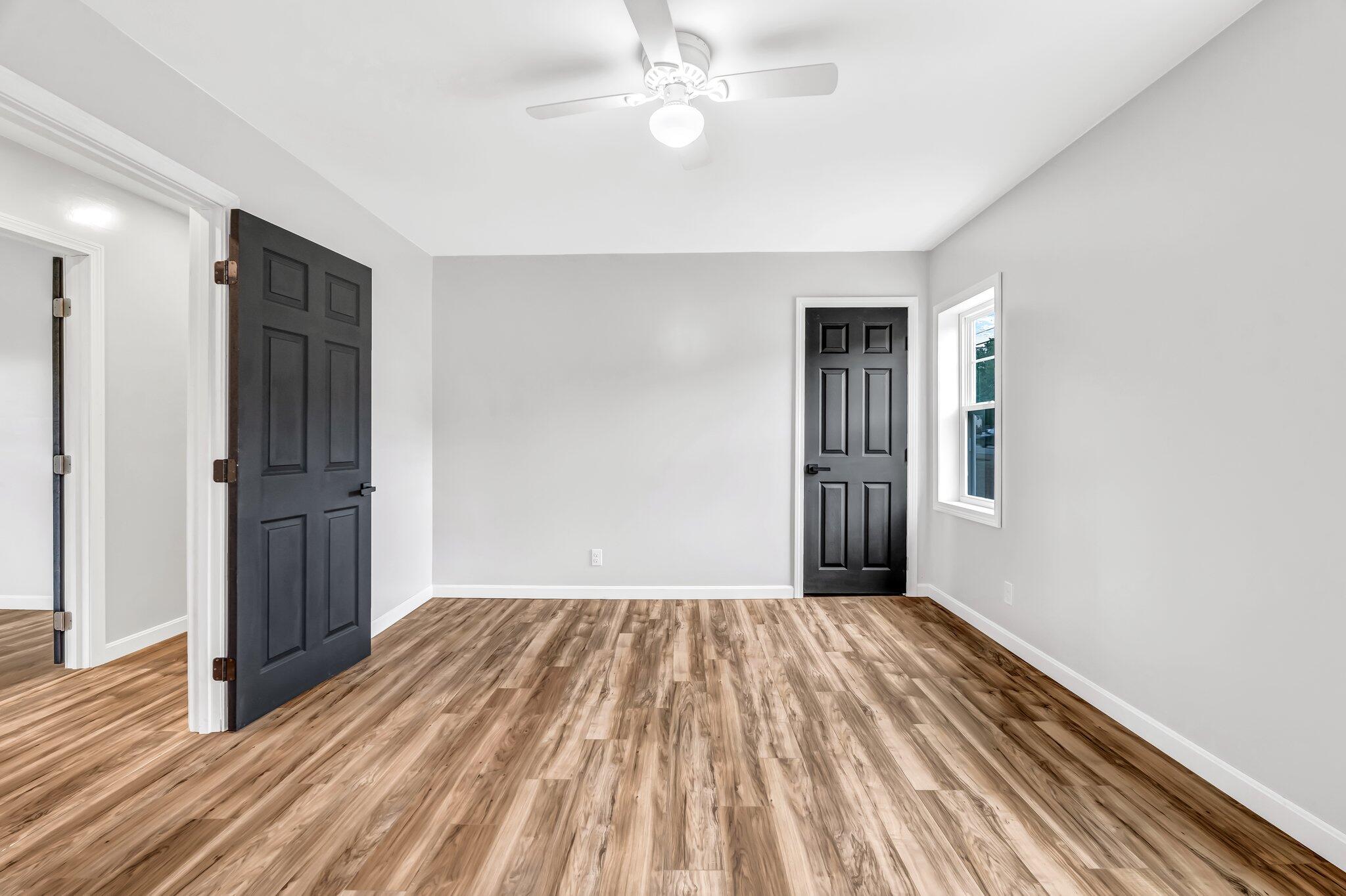 985 Main Road Eddington ME 04428