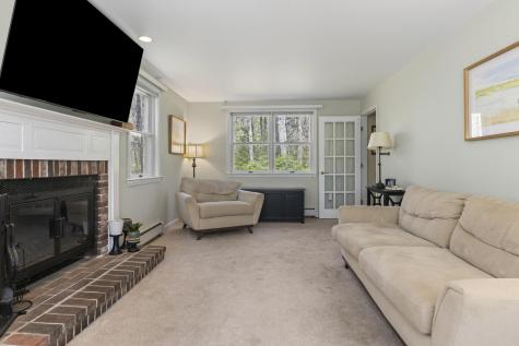 17 Glenndale Circle Scarborough ME 04074