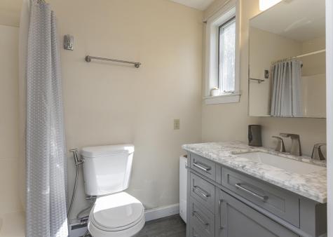 17 Glenndale Circle Scarborough ME 04074