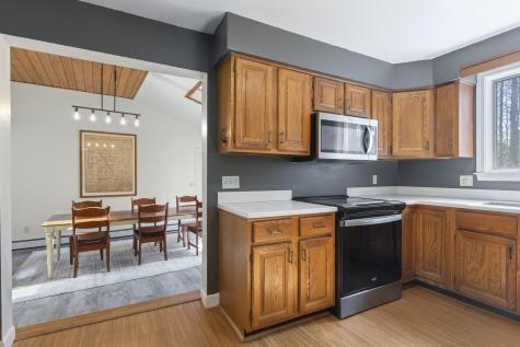 17 Glenndale Circle Scarborough ME 04074