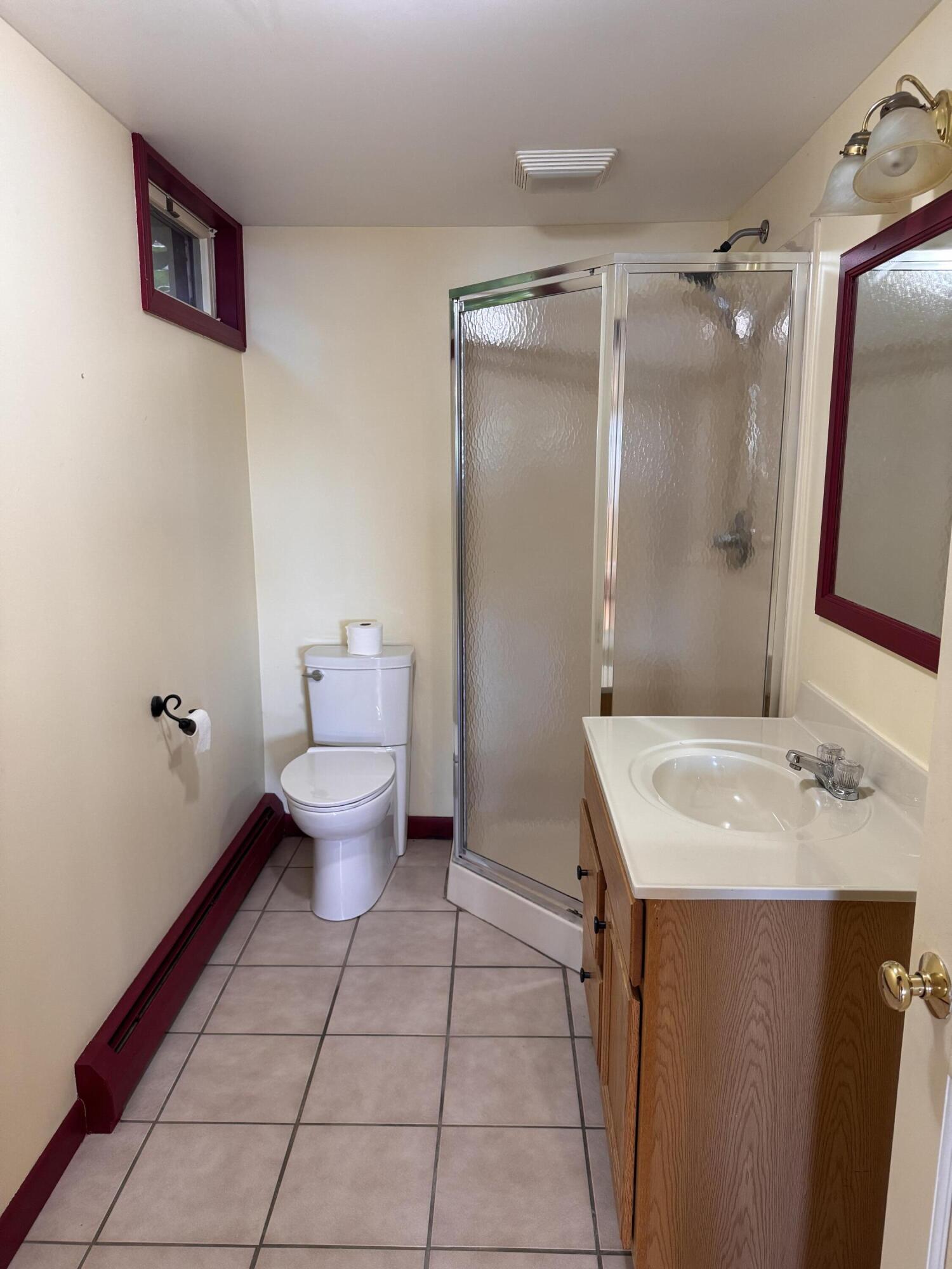 88 Cove Road Auburn ME 04210