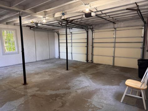 88 Cove Road Auburn ME 04210