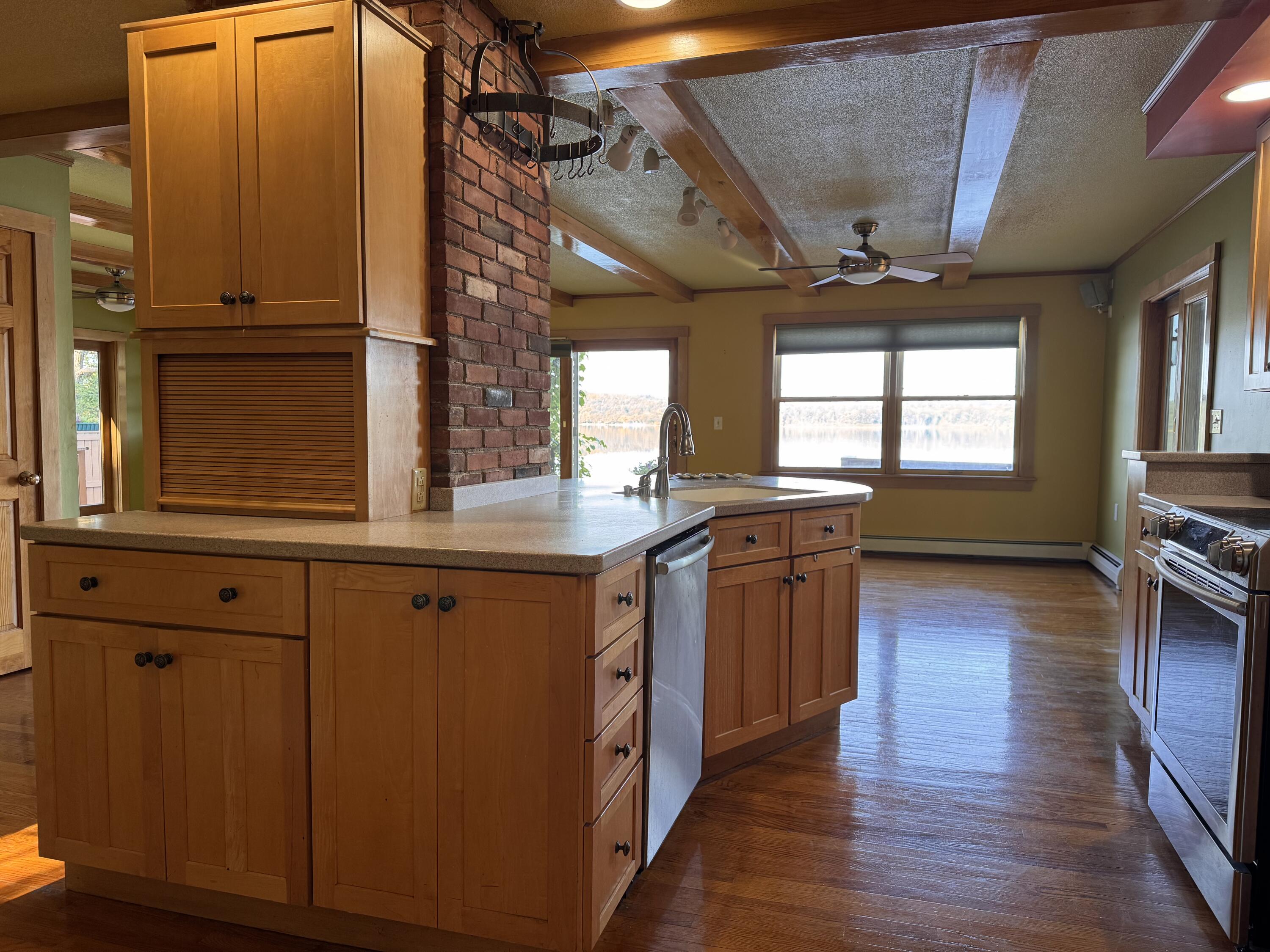 88 Cove Road Auburn ME 04210