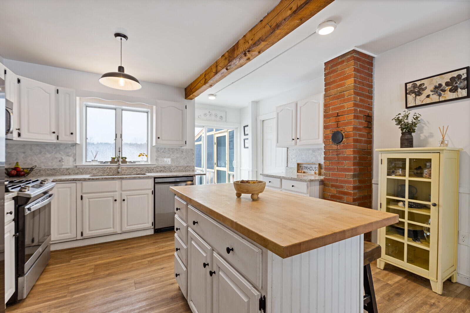 675 River Road Leeds ME 04263