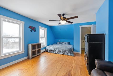 675 River Road Leeds ME 04263