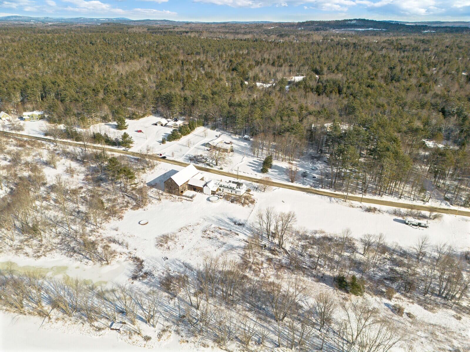 675 River Road Leeds ME 04263