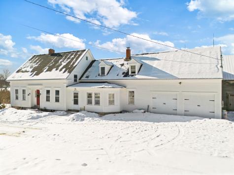 675 River Road Leeds ME 04263