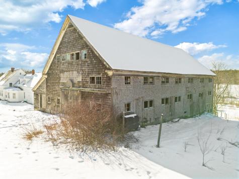 675 River Road Leeds ME 04263