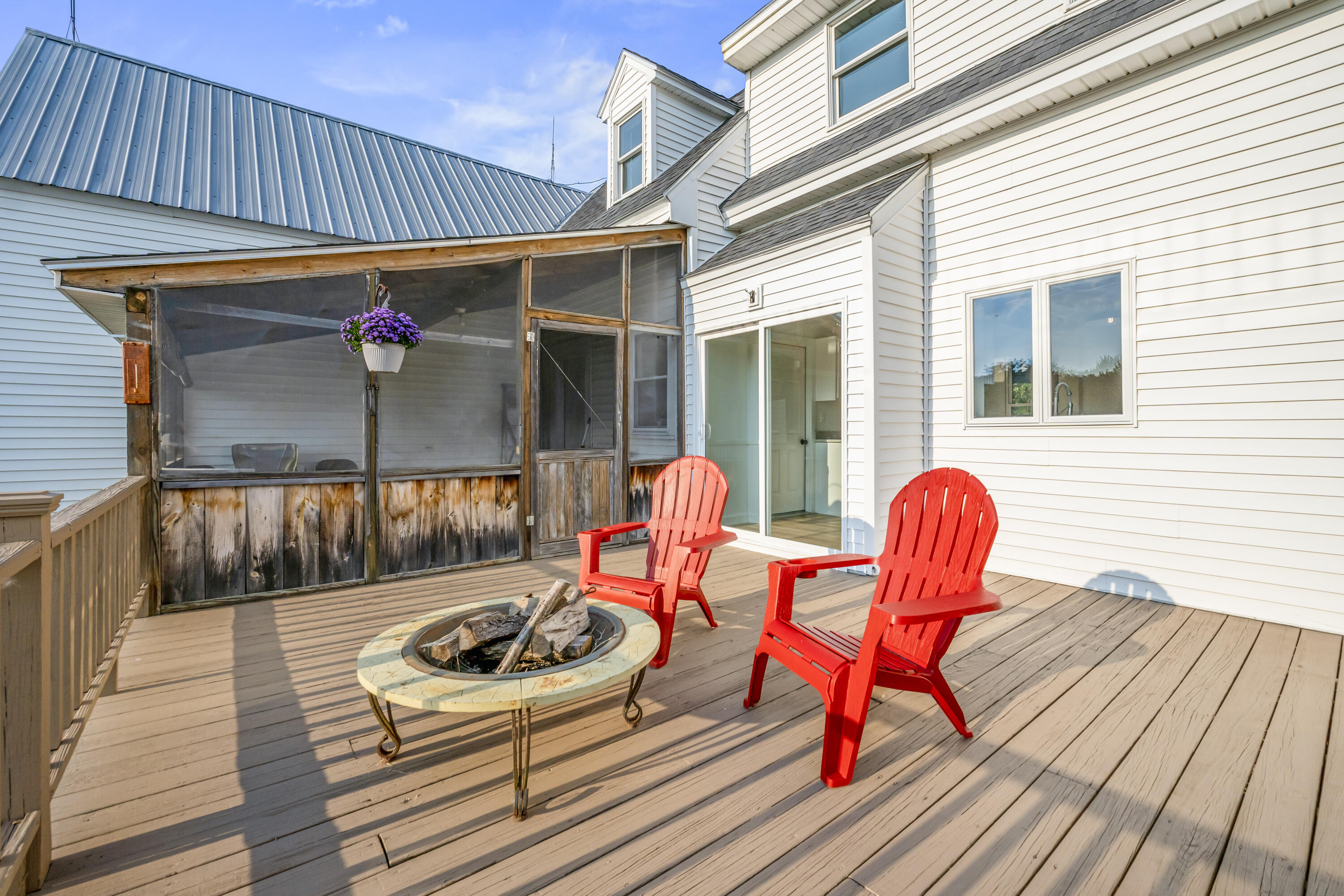 675 River Road Leeds ME 04263