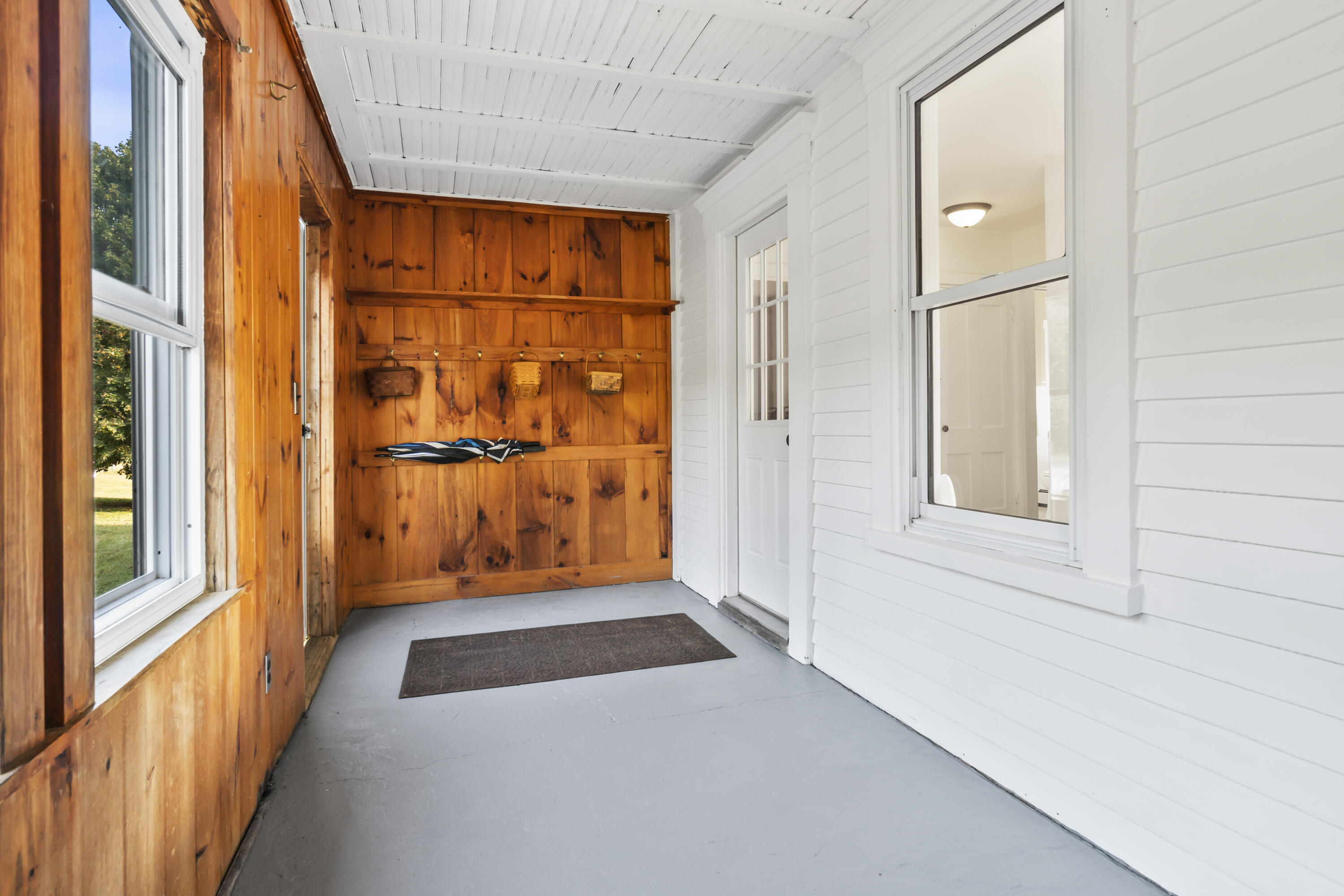 675 River Road Leeds ME 04263