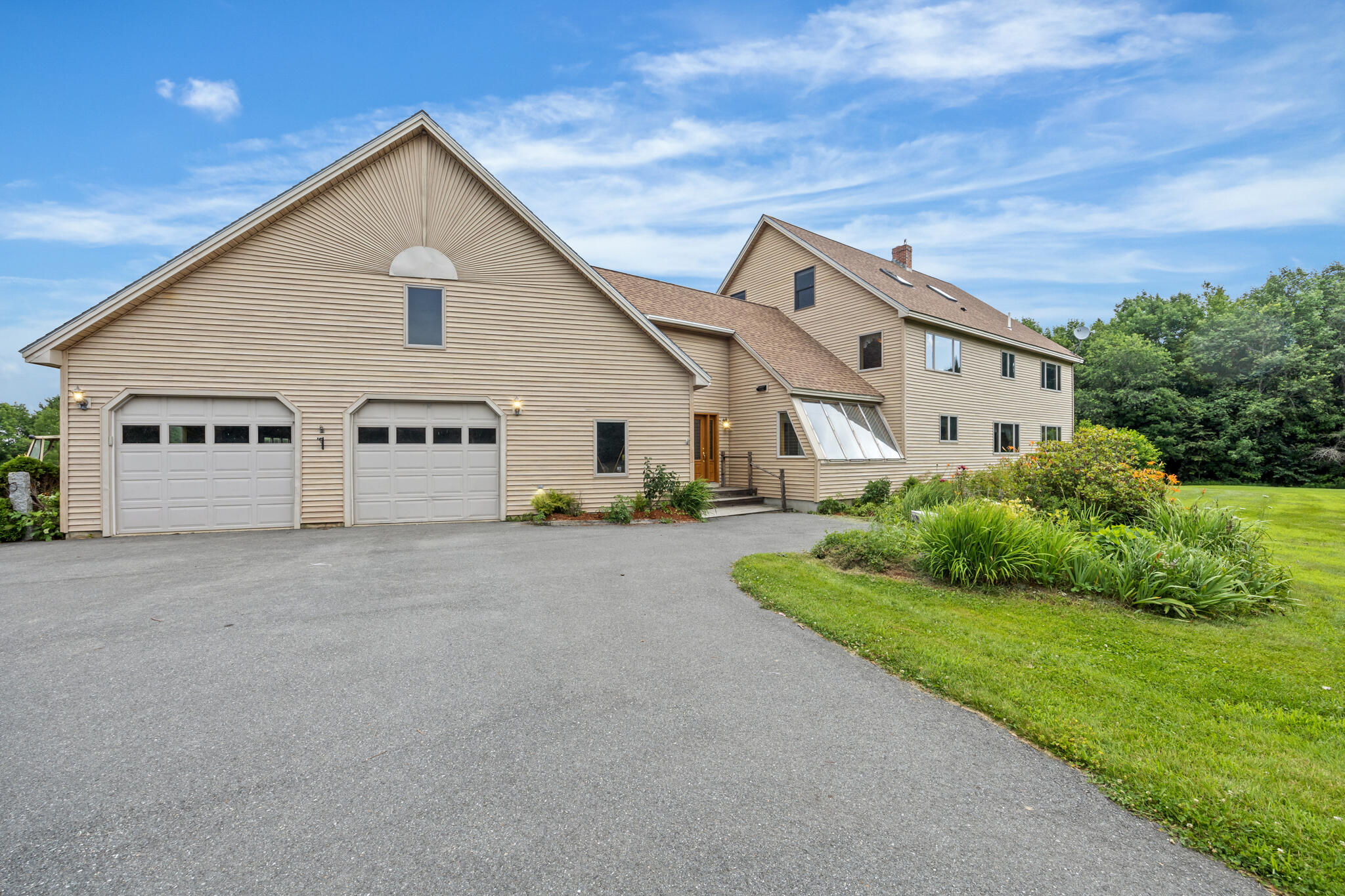 33 Storer Road Bradford ME 04410