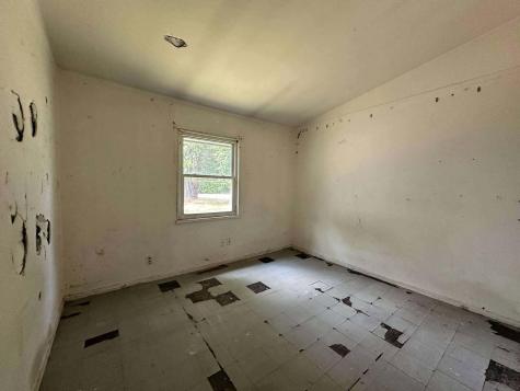 4 Campbell Street Augusta ME 04330