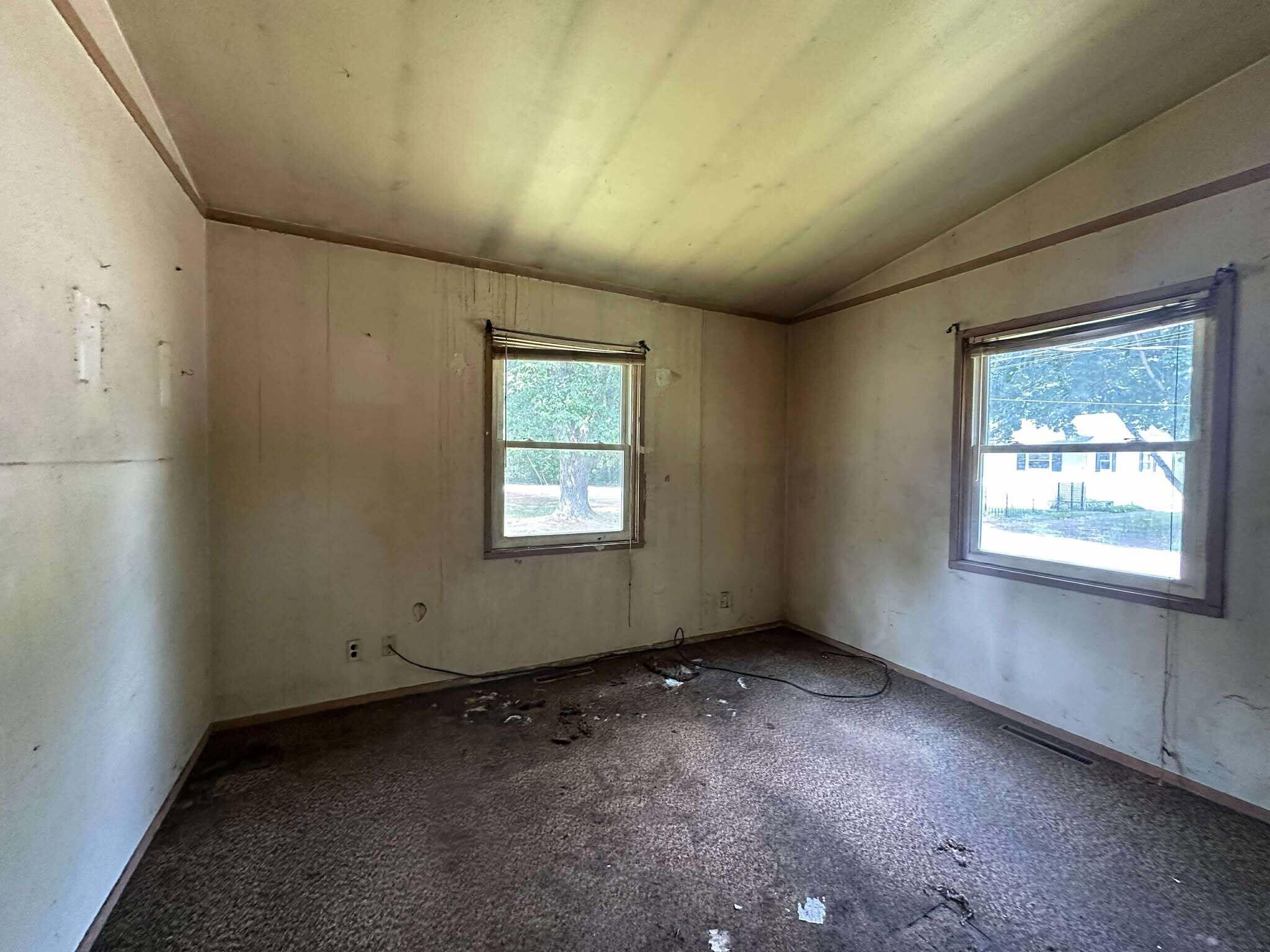 4 Campbell Street Augusta ME 04330