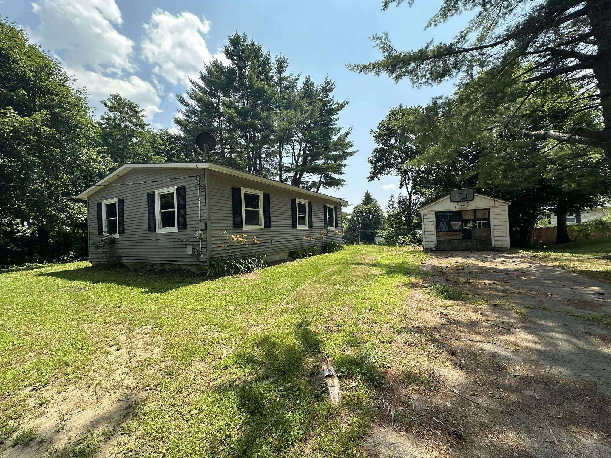 4 Campbell Street Augusta ME 04330