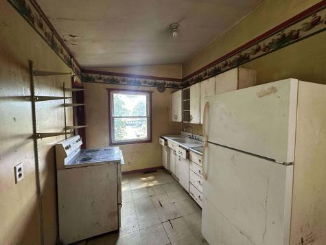 4 Campbell Street Augusta ME 04330