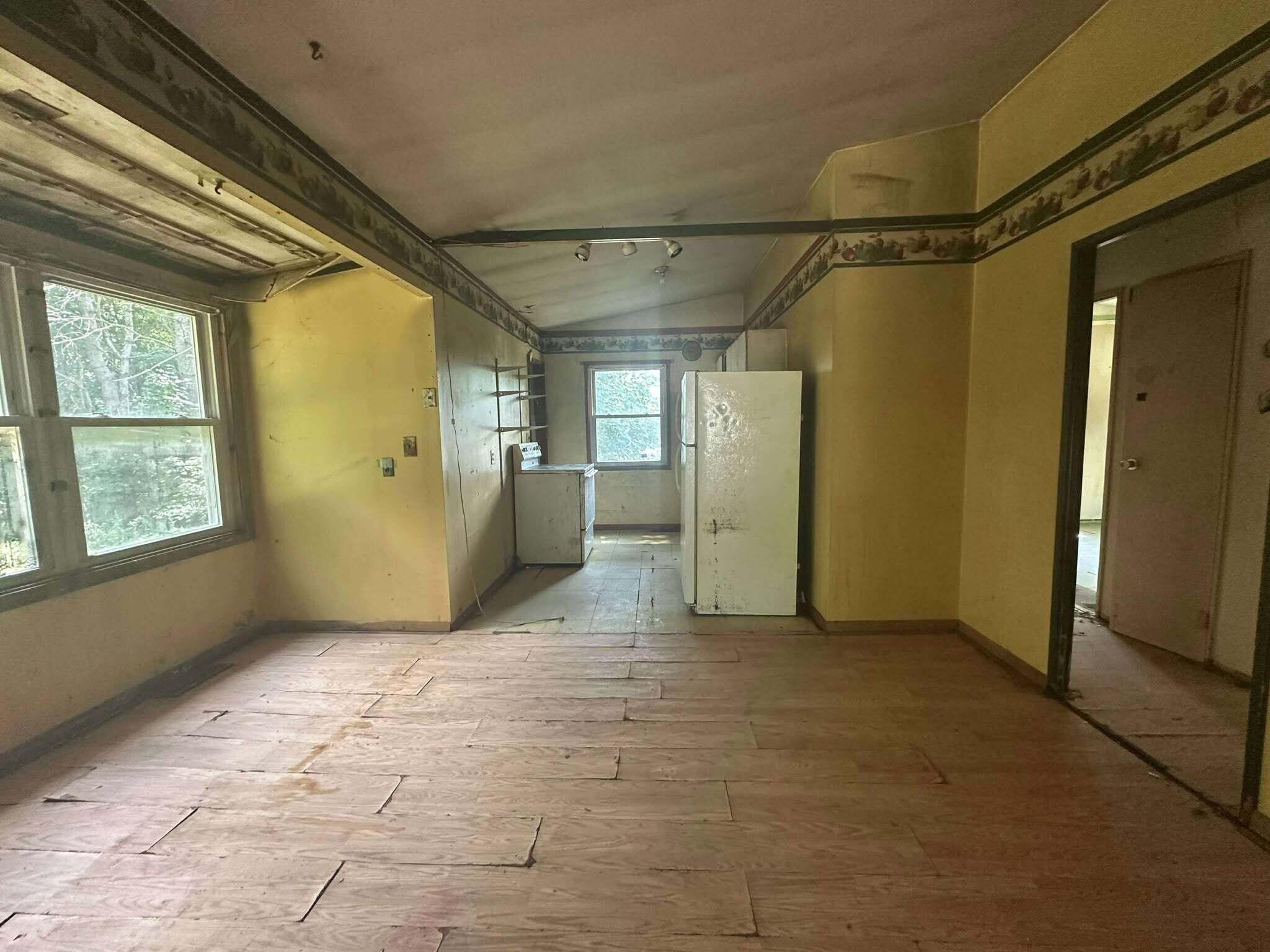 4 Campbell Street Augusta ME 04330