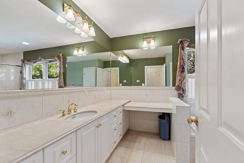 9 Evergreen Farms Road Scarborough ME 04074