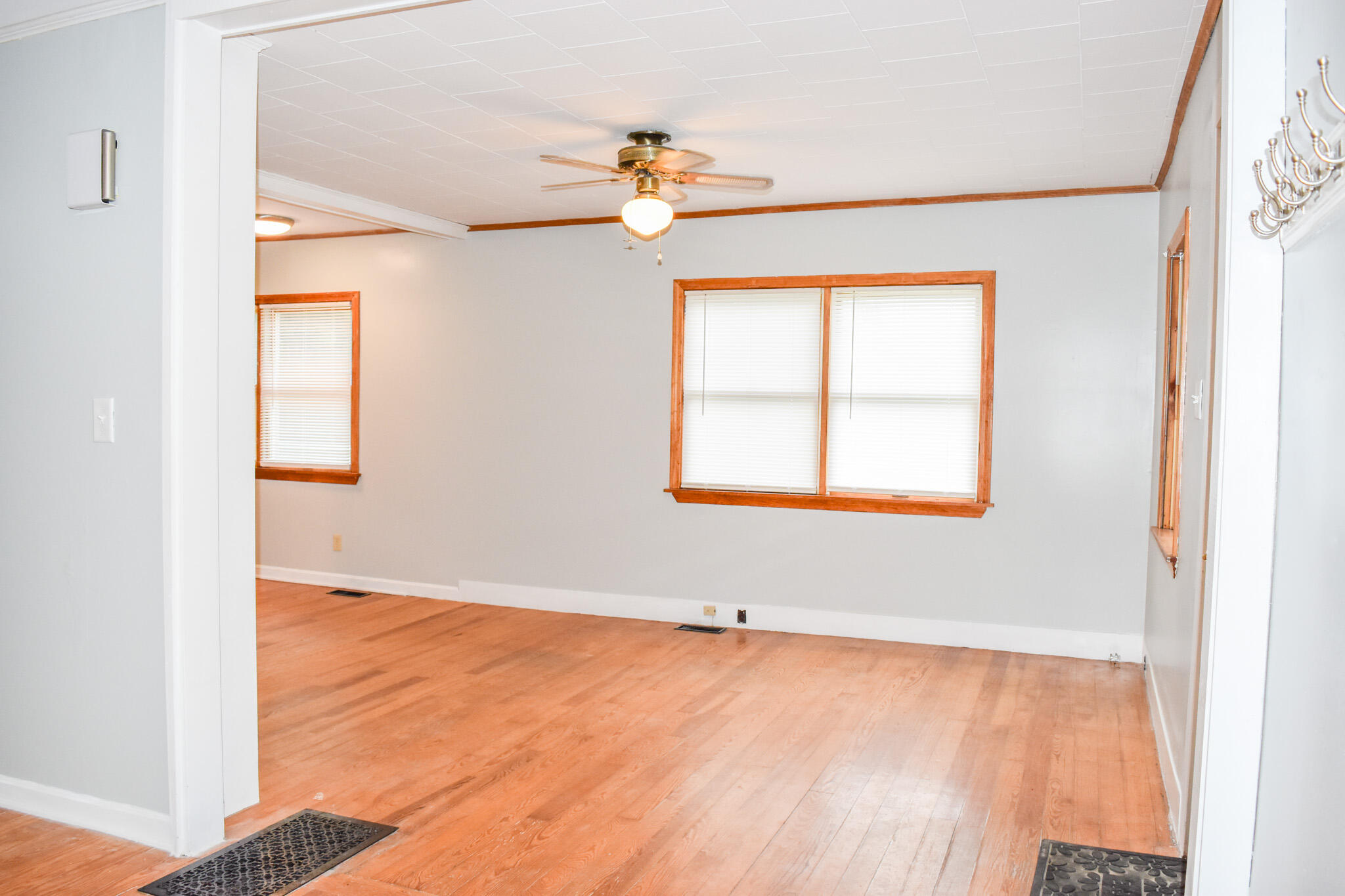 15 Hillcrest Street Augusta ME 04330